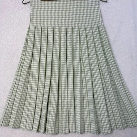 Aleeza Paris Pleated Houndstooth Skirt Size L NWT - Picture 3 of 4